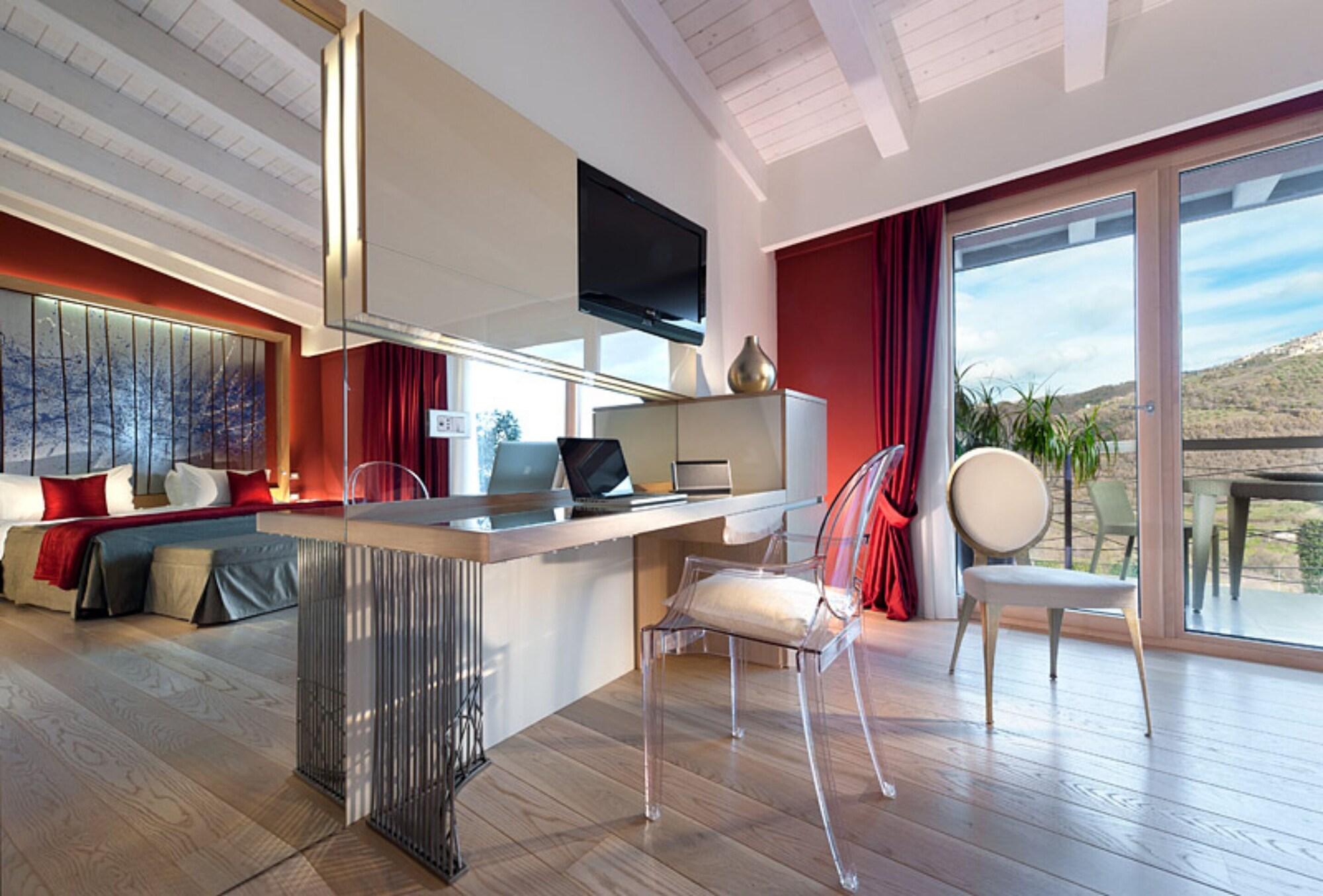 Bouganville Hill & Wellness Space 4*